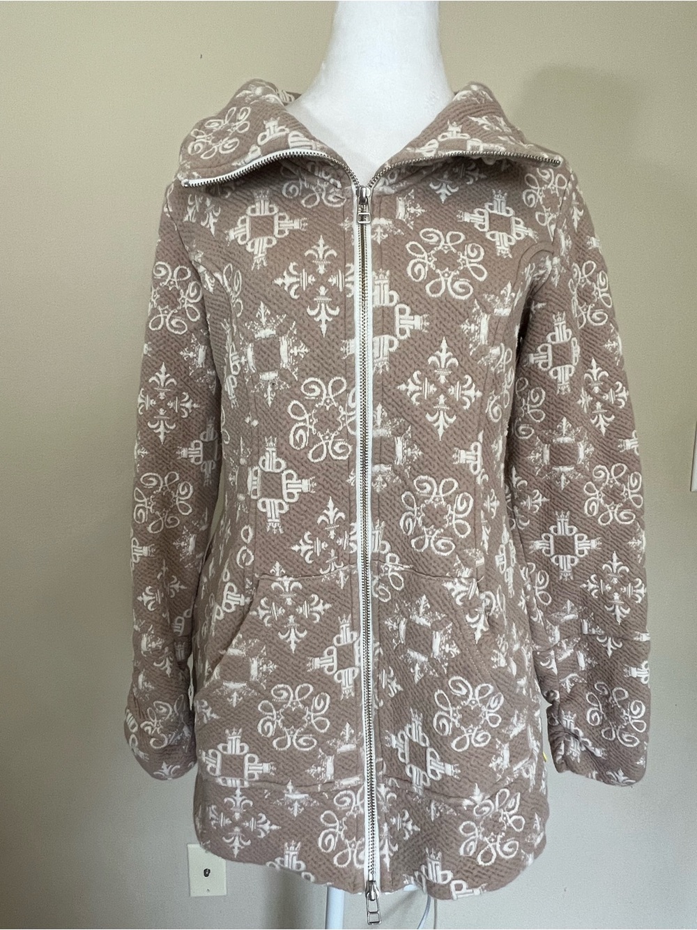 Tonia DeBellis Women's Geometric Full Zip Jacket Beige White Pockets Size M